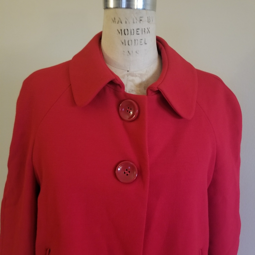 🎉☄💖Host pick💖☄🎉NWT NEW ZARA Red jacket with statement 2 Big buttons - Picture 4 of 13